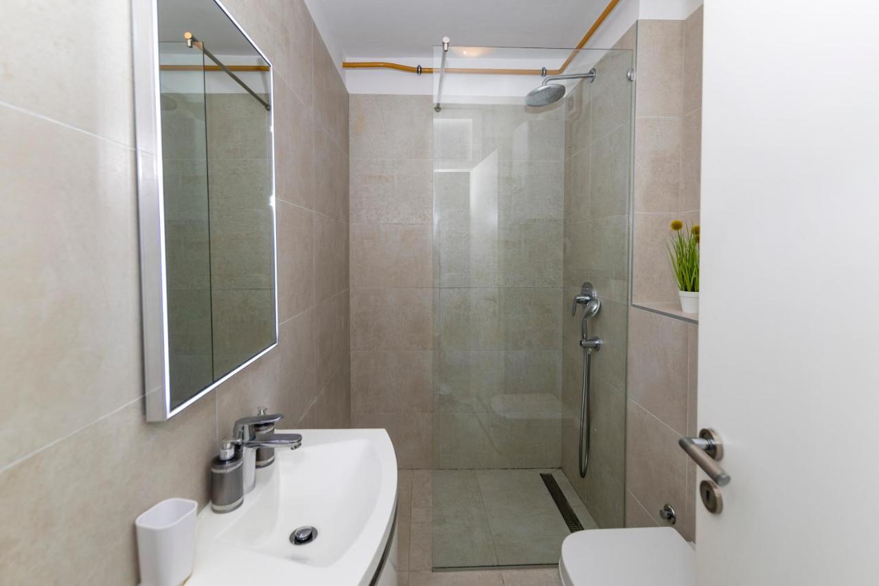 Lusea Apartment Zadar Eksteriør bilde